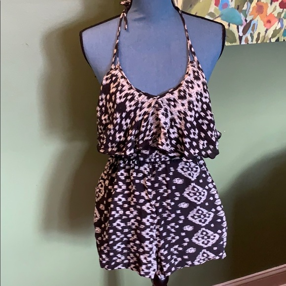 Wet Seal Other - Black and White Romper